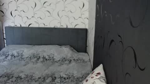 Snapshot of taxxxu chatting on 07-01-26, 05:42 Diana online show from 07-01-26, 05:42