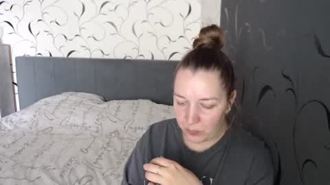 Snapshot of taxxxu chatting on 07-12-26, 11:45 Diana online show from 07-12-26, 11:45