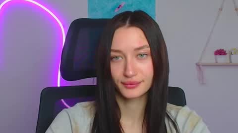 Taya online show from 04-09-26, 06:19