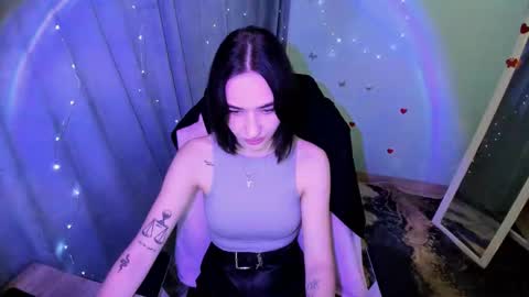 Snapshot of tayla_candy chatting on 11-27-25, 08:05 Tayla online show from 11-27-25, 08:05