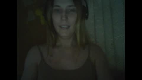 Snapshot of taylafox chatting on 01-17-25, 10:23 taylafox online show from 01-17-25, 10:23