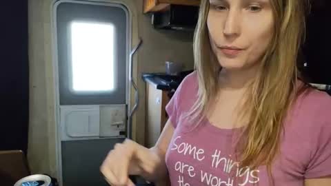 Snapshot of taylafox chatting on 01-31-25, 09:26 taylafox online show from 01-31-25, 09:26