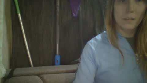 Snapshot of taylafox chatting on 02-18-25, 02:05 taylafox online show from 02-18-25, 02:05