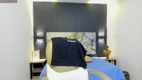 TAYLER online show from 01-09-26, 03:09