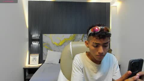 TAYLER online show from 01-14-26, 02:50