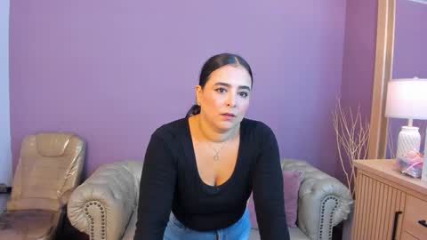 Taylor Bennet online show from 09-15-25, 12:05