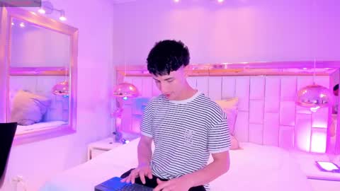 taylor_brooks_ online show from 04-06-26, 06:20