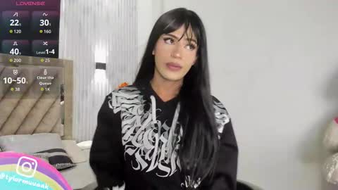 Taylor Harveey online show from 12-18-25, 08:15