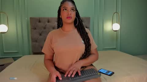 Taylor  online show from 02-26-25, 04:14