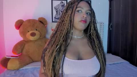 Taylor  online show from 01-13-26, 03:56