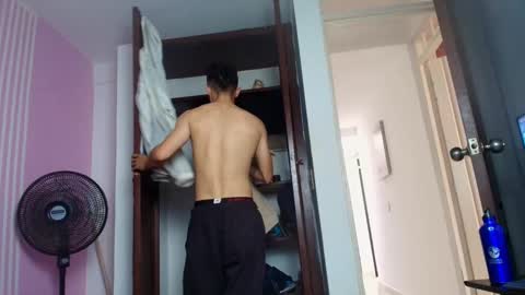 taylor stele online show from 06-01-26, 07:48
