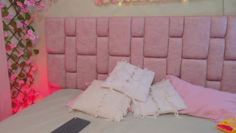 taylorcollinss online show from 05-27-26, 01:52