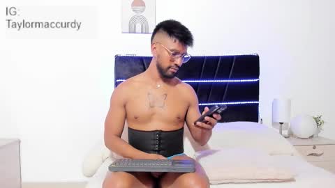 taylormaccurdy_ online show from 01-16-26, 04:11