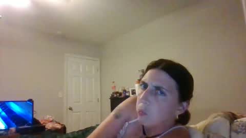 Snapshot of taylorslay chatting on 06-18-26, 01:06 taylorslay online show from 06-18-26, 01:06