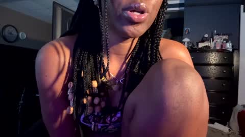 Snapshot of taylorsosweets chatting on 12-30-24, 09:19 Taylor online show from 12-30-24, 09:19