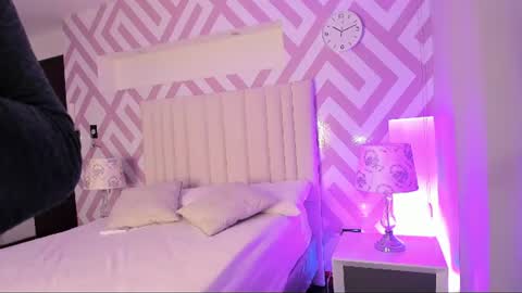 Snapshot of tayrasiny chatting on 07-14-26, 04:50 Tayra horny for you online show from 07-14-26, 04:50