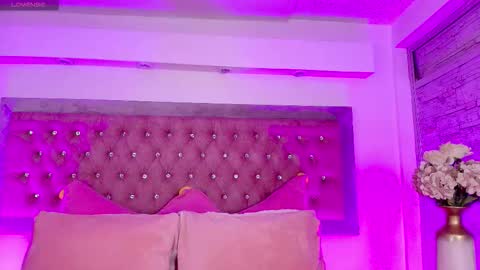 Sofia online show from 01-15-26, 12:43