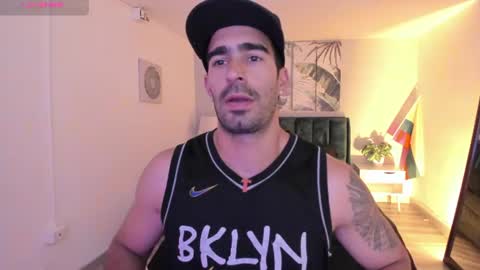 Snapshot of tbastian chatting on 06-19-26, 08:56 BASTIAN online show from 06-19-26, 08:56