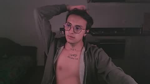 Teo independent model online show from 02-14-25, 03:11