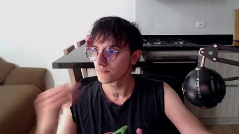 Teo independent model online show from 04-07-26, 01:44