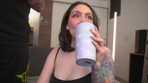 Leo and Luna online show from 12-20-25, 05:09