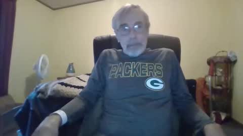 Snapshot of teak4u chatting on 03-25-26, 11:44 Teak online show from 03-25-26, 11:44