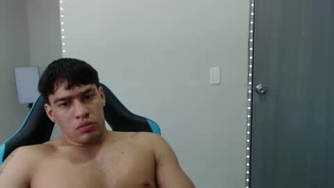 Snapshot of team23hot0 chatting on 10-08-25, 07:00 team23hot0 online show from 10-08-25, 07:00