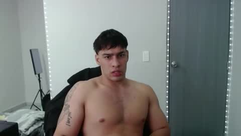 Snapshot of team23hot0 chatting on 10-11-25, 08:51 team23hot0 online show from 10-11-25, 08:51