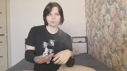 Snapshot of tearjuly chatting on 05-17-26, 05:49 July online show from 05-17-26, 05:49