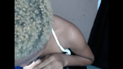 Snapshot of teasexkitty chatting on 06-22-26, 03:25 teasexkitty online show from 06-22-26, 03:25