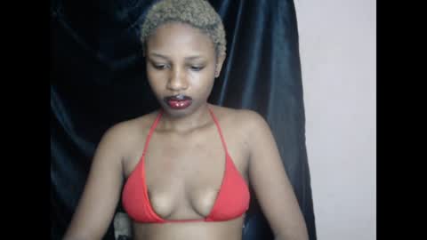 Snapshot of teasexkitty chatting on 07-13-26, 09:17 teasexkitty online show from 07-13-26, 09:17