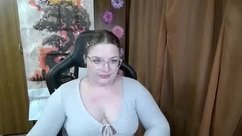 Snapshot of teasing_dora chatting on 04-19-26, 06:10 Teasing Dora online show from 04-19-26, 06:10
