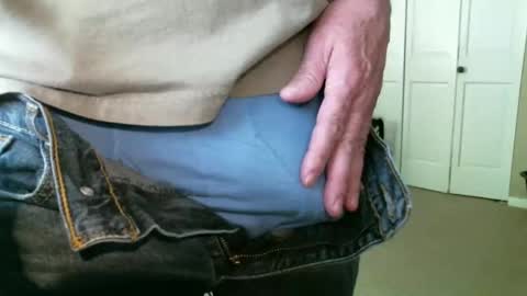 Snapshot of techloot chatting on 03-30-26, 04:08 techloot online show from 03-30-26, 04:08