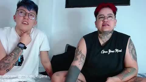 Charlee He online show from 09-11-25, 05:07