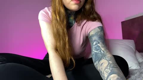 Mary     X TechnoElfff  INST    fansly kissmary online show from 04-04-26, 03:53