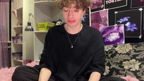 Alice     online show from 03-27-26, 12:27