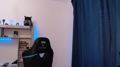 Teddy online show from 02-08-25, 08:09