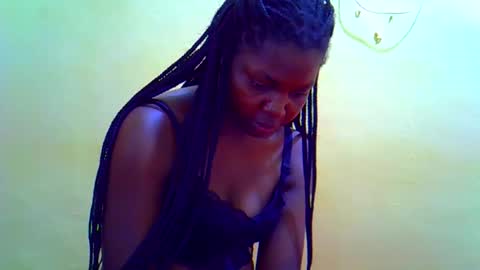 teddyquinsly28 online show from 05-18-26, 12:11