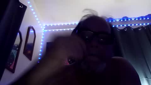 Snapshot of tedestep2 chatting on 02-18-26, 03:02 tedestep2 online show from 02-18-26, 03:02