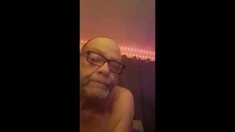 Snapshot of tedestep2 chatting on 05-10-26, 02:11 tedestep2 online show from 05-10-26, 02:11