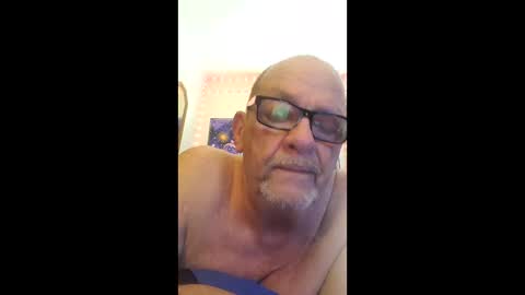 Snapshot of tedestep2 chatting on 05-11-26, 02:28 tedestep2 online show from 05-11-26, 02:28