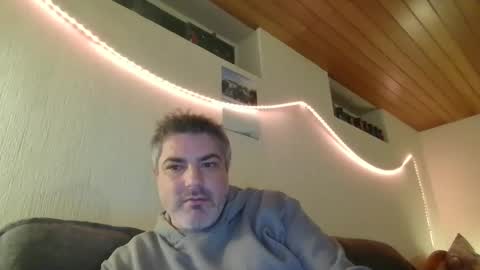 Peter online show from 02-04-25, 07:11