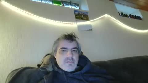 Peter online show from 01-10-26, 01:46