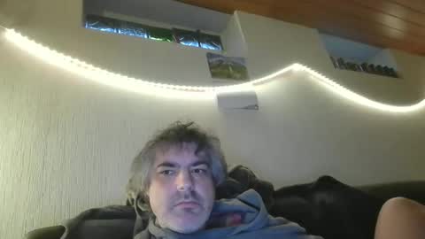 Peter online show from 03-04-26, 05:19