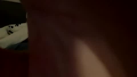 Snapshot of teejm chatting on 02-19-25, 10:34 Twizzler online show from 02-19-25, 10:34