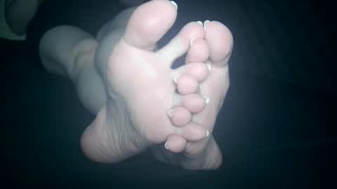 Viv West online show from 10-25-25, 03:36