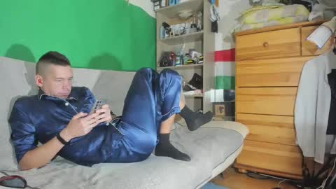 Virg Lszl online show from 11-04-25, 04:33