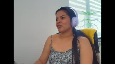 Snapshot of tell_me_goddess chatting on 06-05-26, 08:20 Amazing SALOME online show from 06-05-26, 08:20