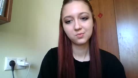 Snapshot of temptingvision chatting on 03-09-25, 10:41 temptingvision online show from 03-09-25, 10:41