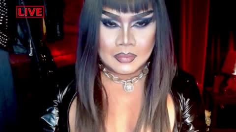 Snapshot of temptress_cocoxxx chatting on 04-21-26, 08:23 Mistress Coco online show from 04-21-26, 08:23